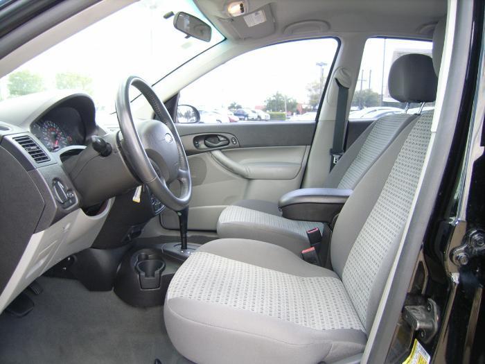 2005 ford focus seat replacement