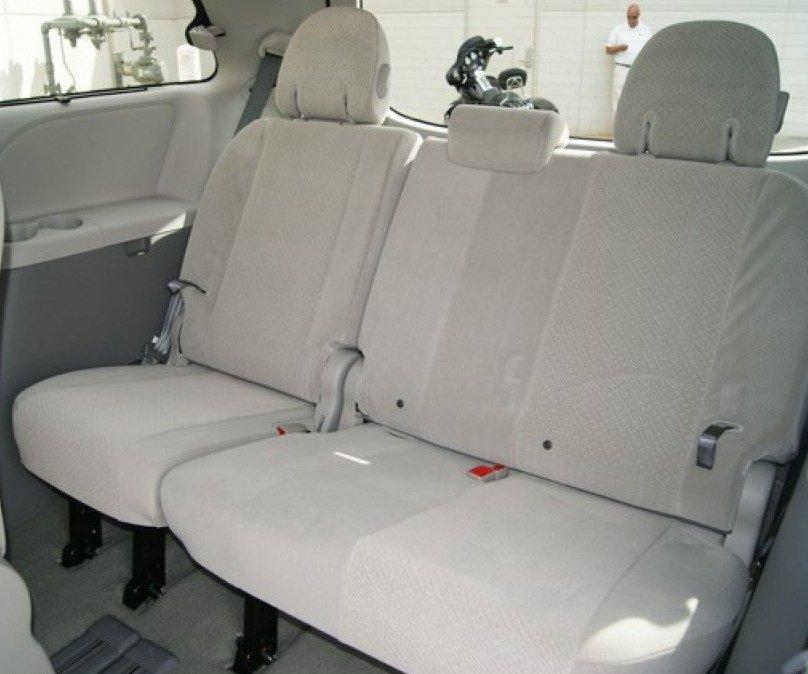 2011 toyota outlet sienna seat covers